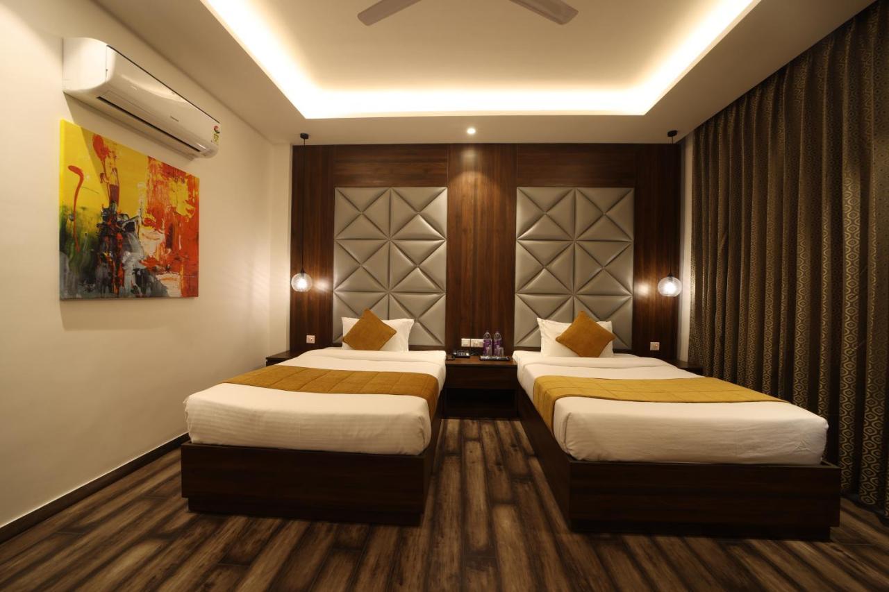 Hotel The Vilana A Unit Of Jg Developers Rishīkesh Dış mekan fotoğraf
