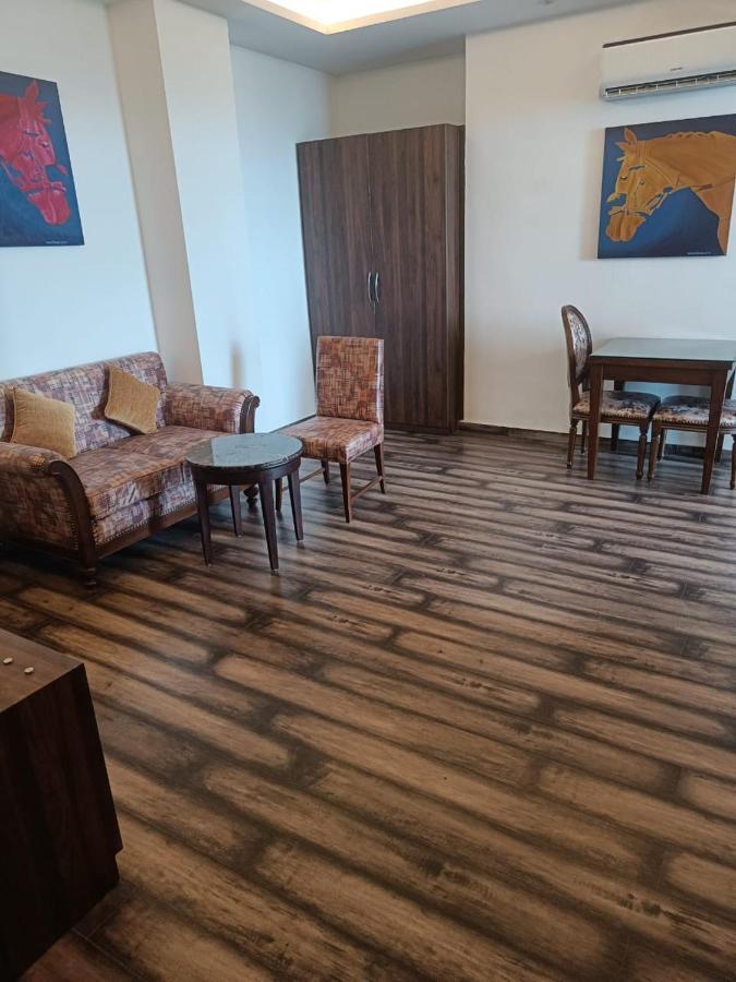 Hotel The Vilana A Unit Of Jg Developers Rishīkesh Dış mekan fotoğraf